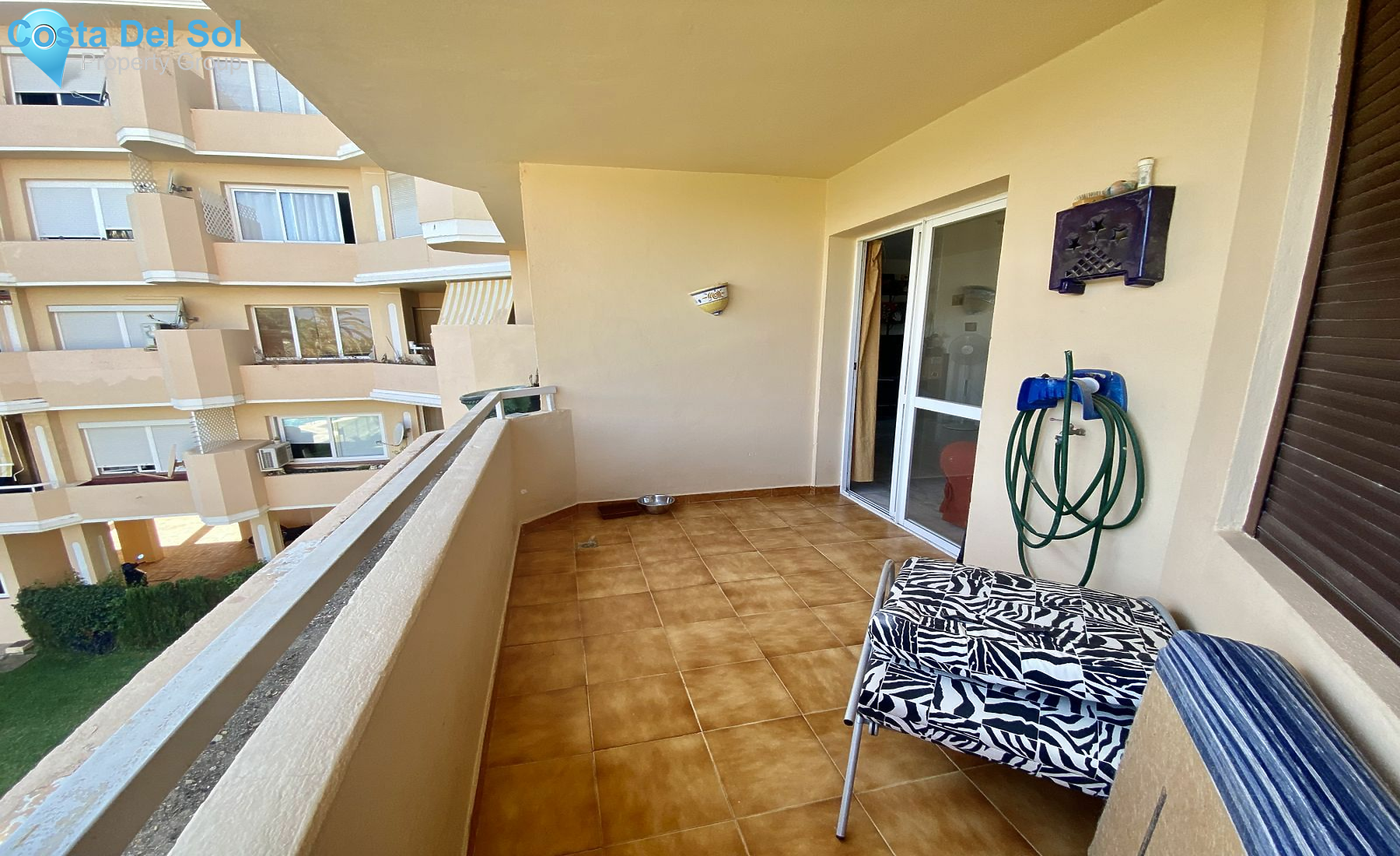 Middle Floor Apartment in Selwo-1469069