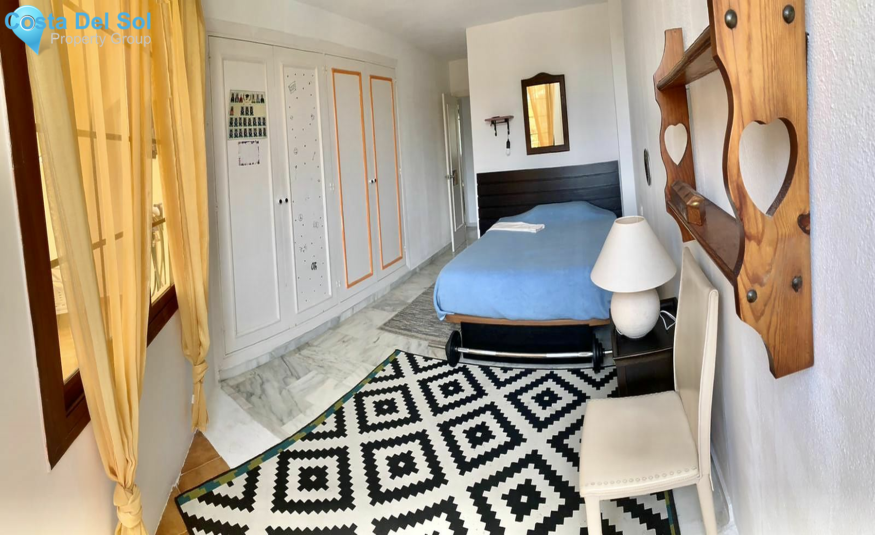 Middle Floor Apartment in Selwo-1469072