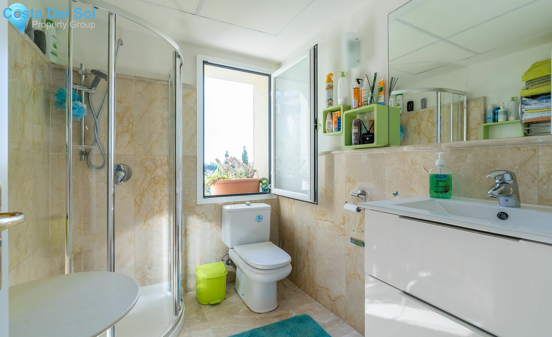 Middle Floor Apartment in Selwo-1472375