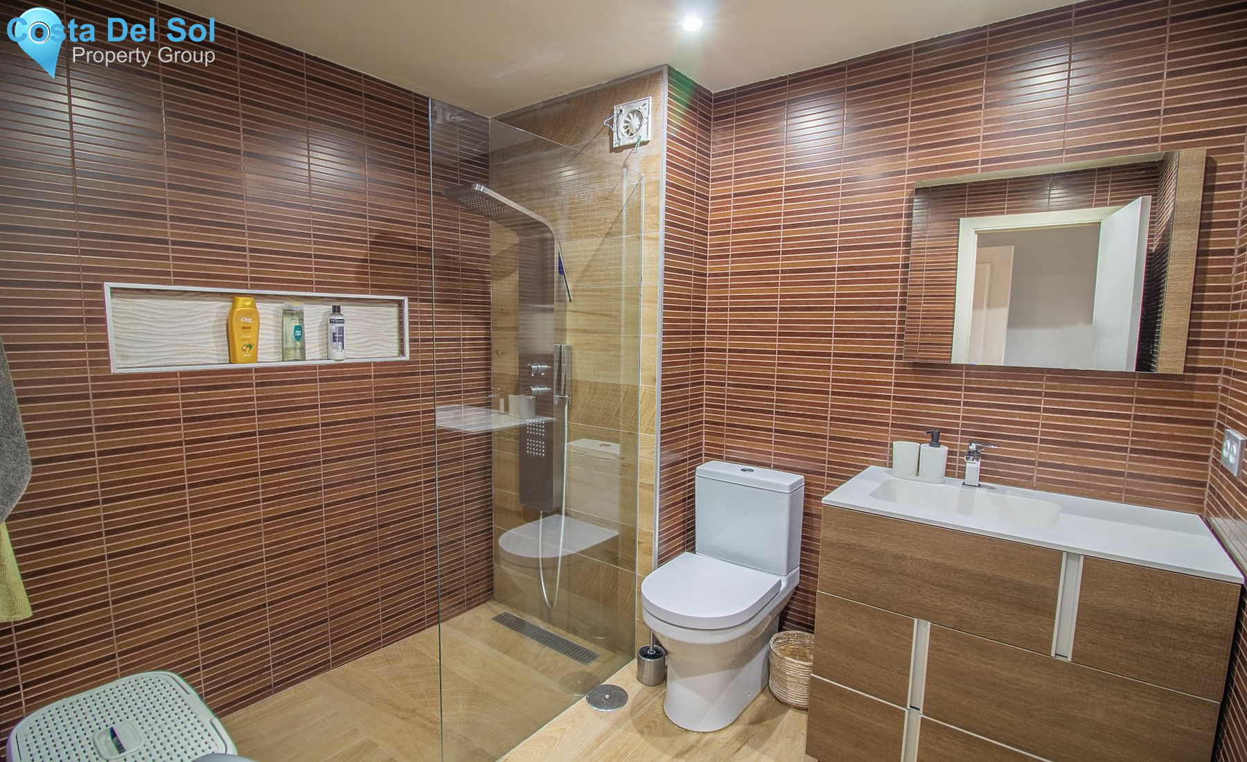 Middle Floor Apartment in Selwo-1515514