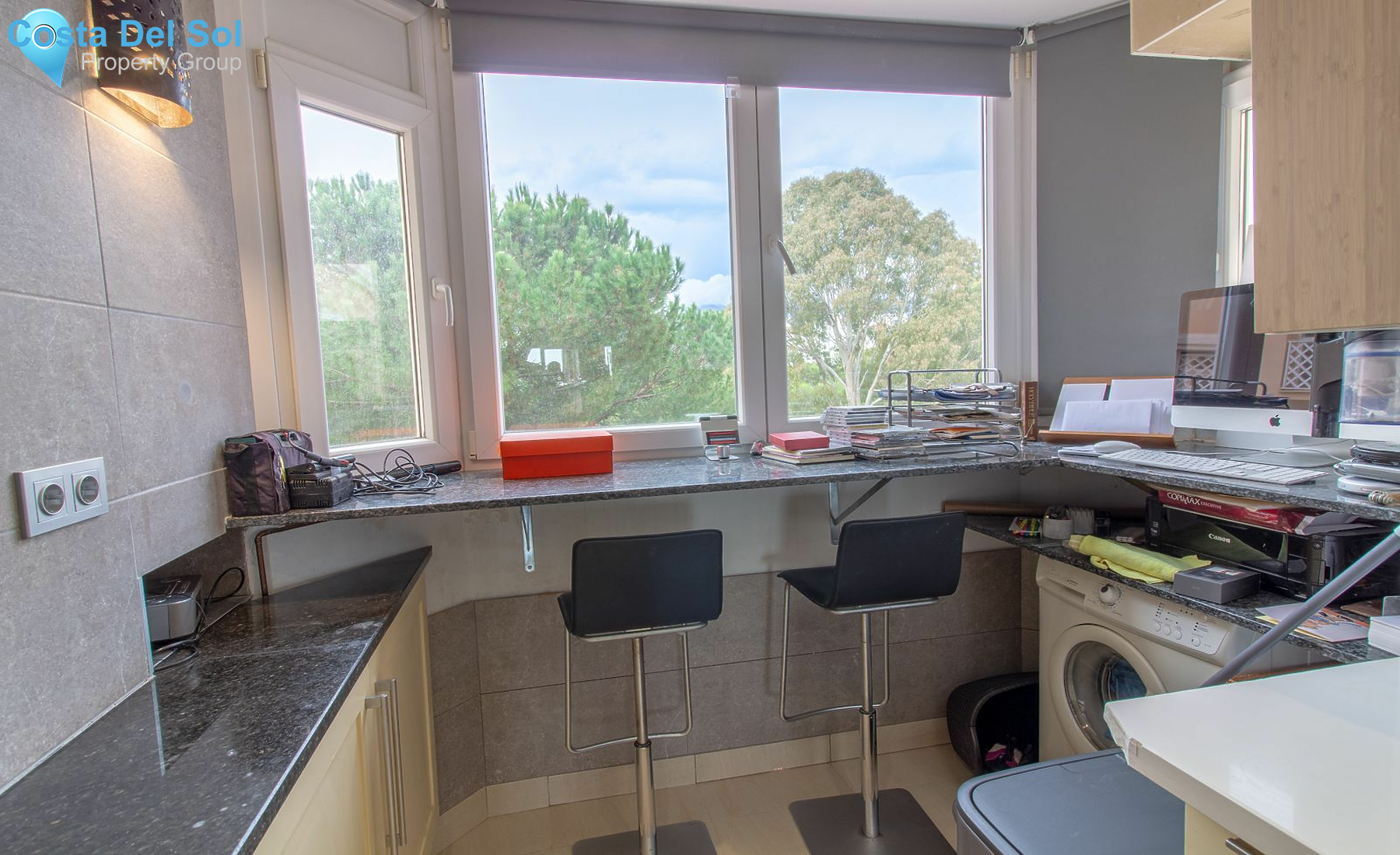 Middle Floor Apartment in Selwo-1515502