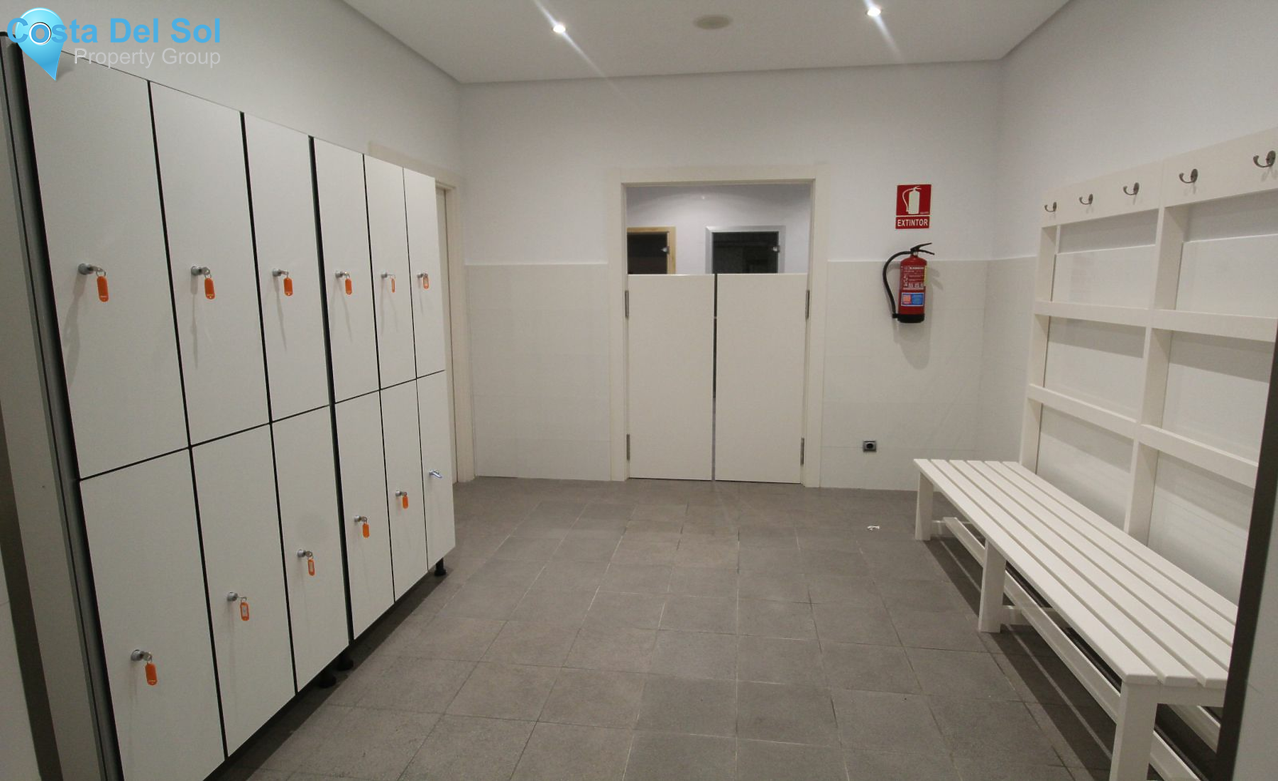 Middle Floor Apartment in Sierra Blanca-1153617