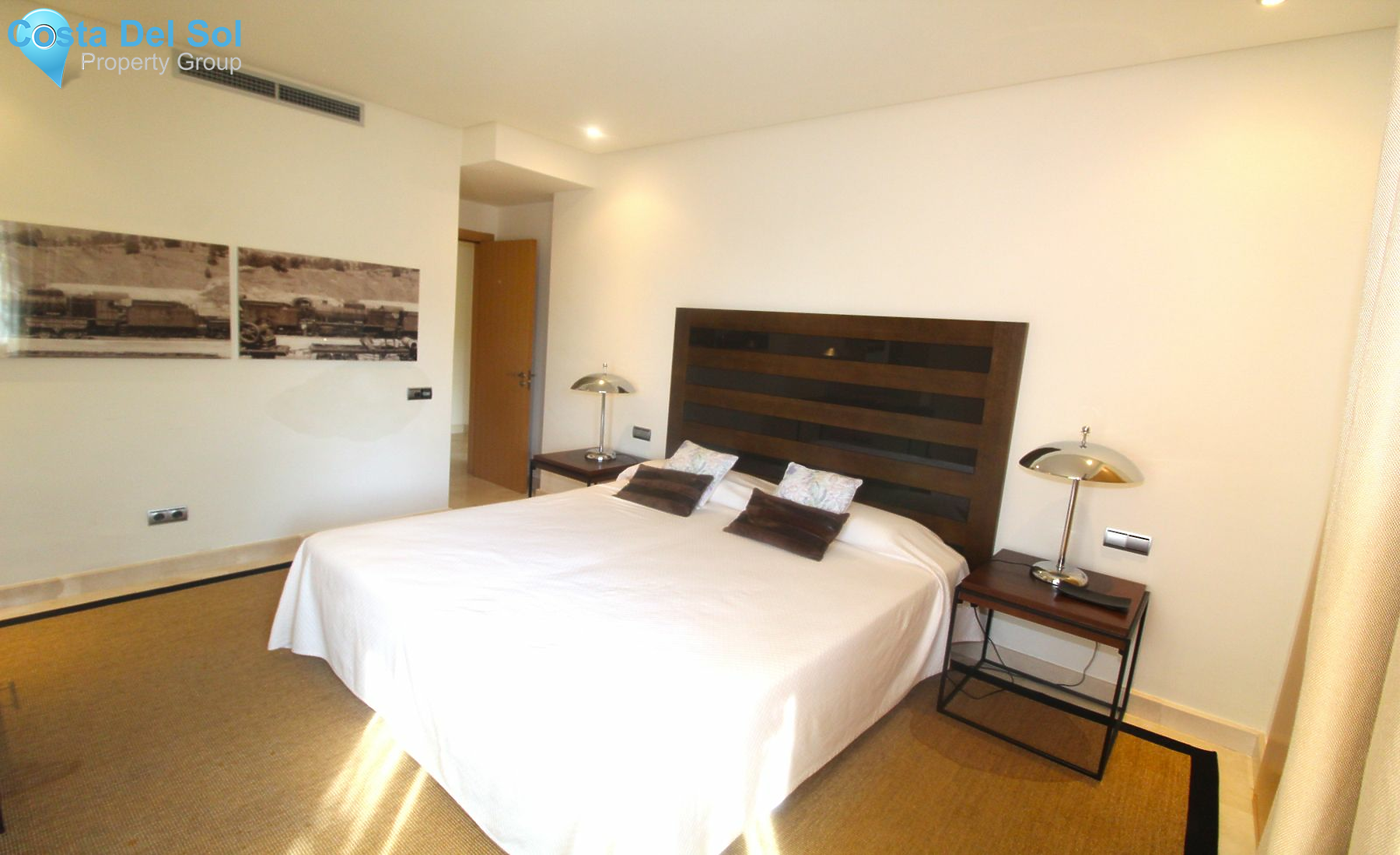 Middle Floor Apartment in Sierra Blanca-1153608