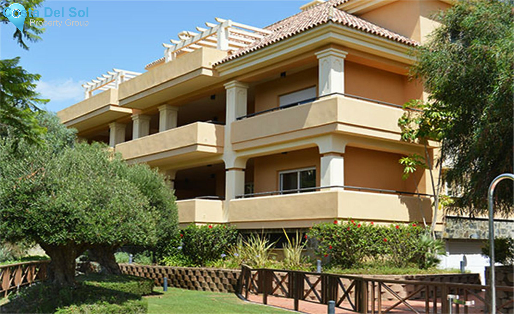 Middle Floor Apartment in Sotogrande Alto-1339073