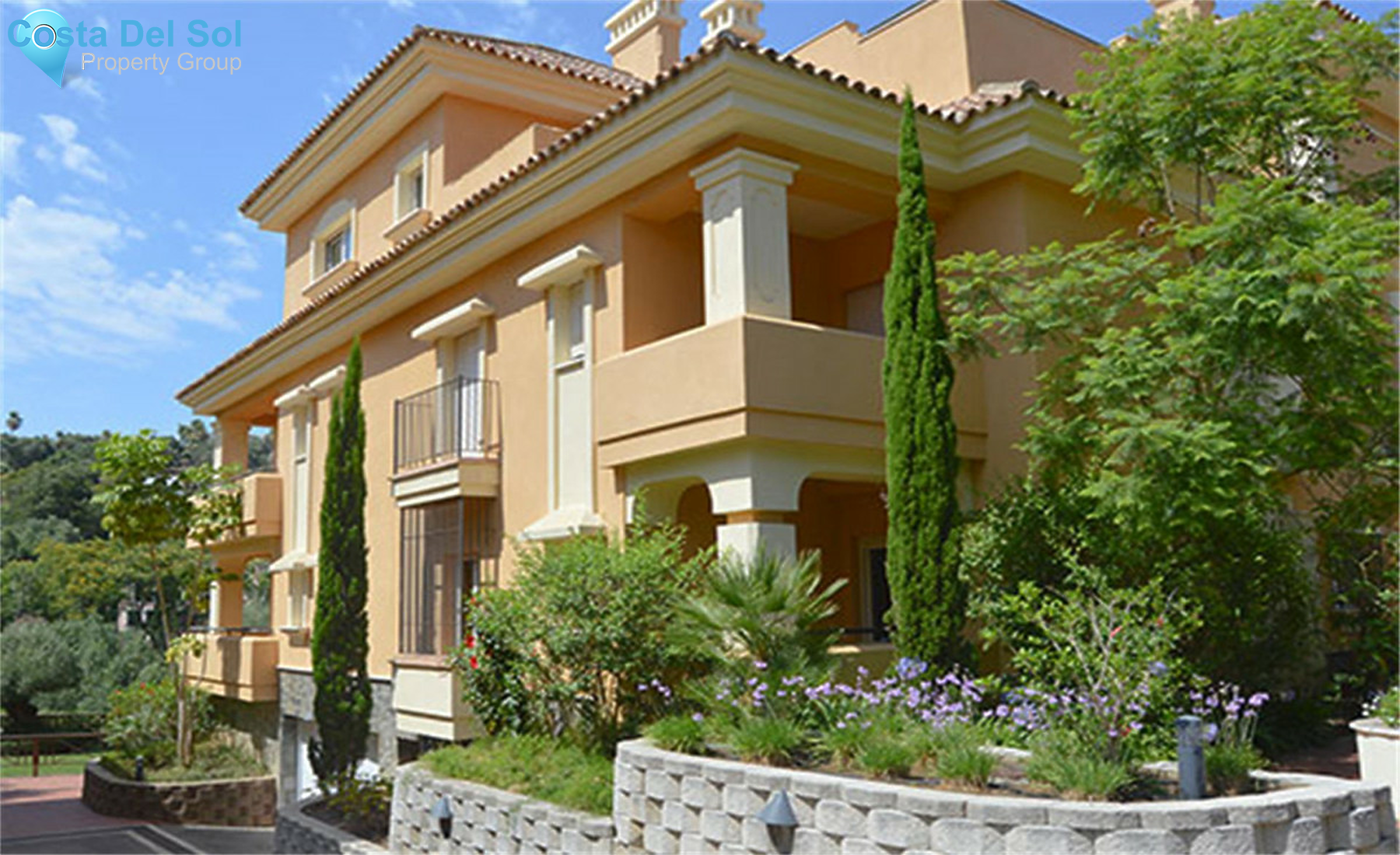 Middle Floor Apartment in Sotogrande Alto-1339064