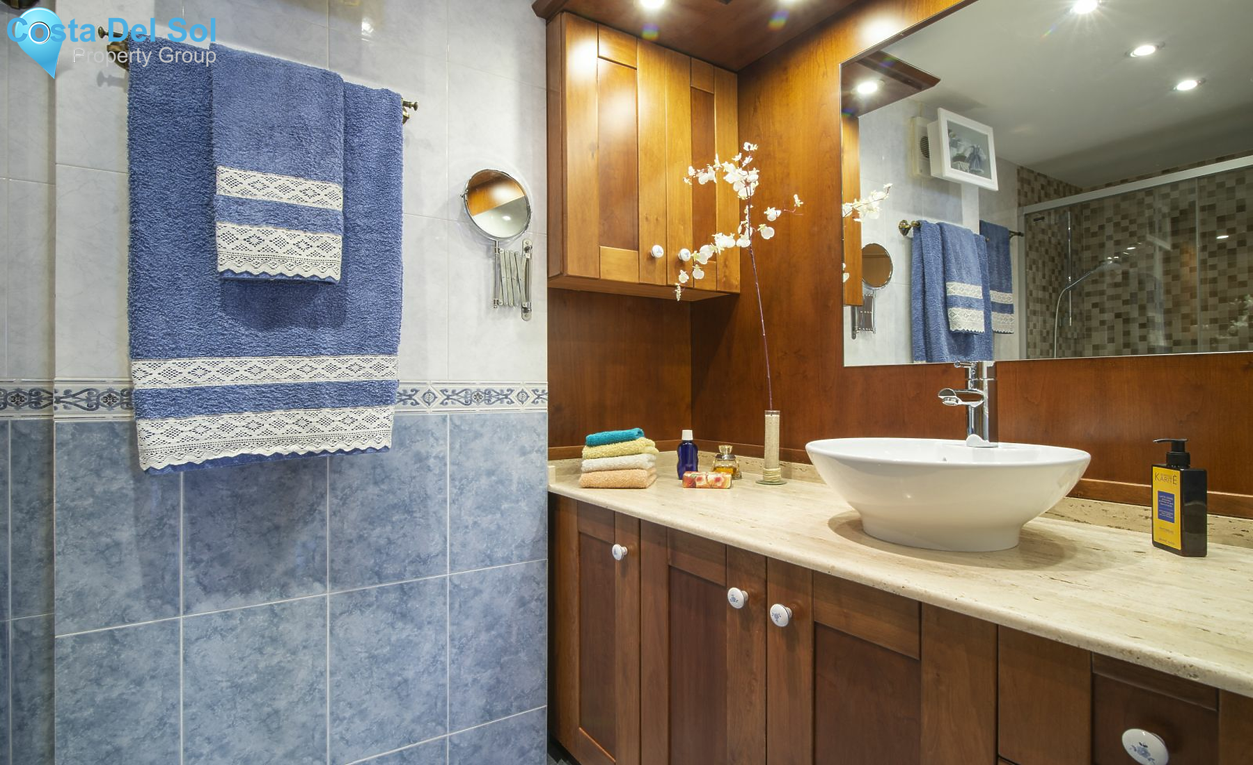 Middle Floor Apartment in Teatinos-1227517