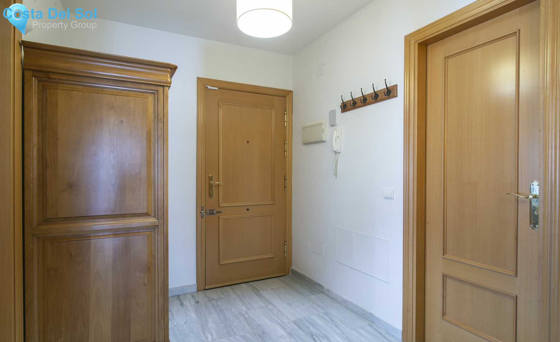 Middle Floor Apartment in Teatinos-1227508