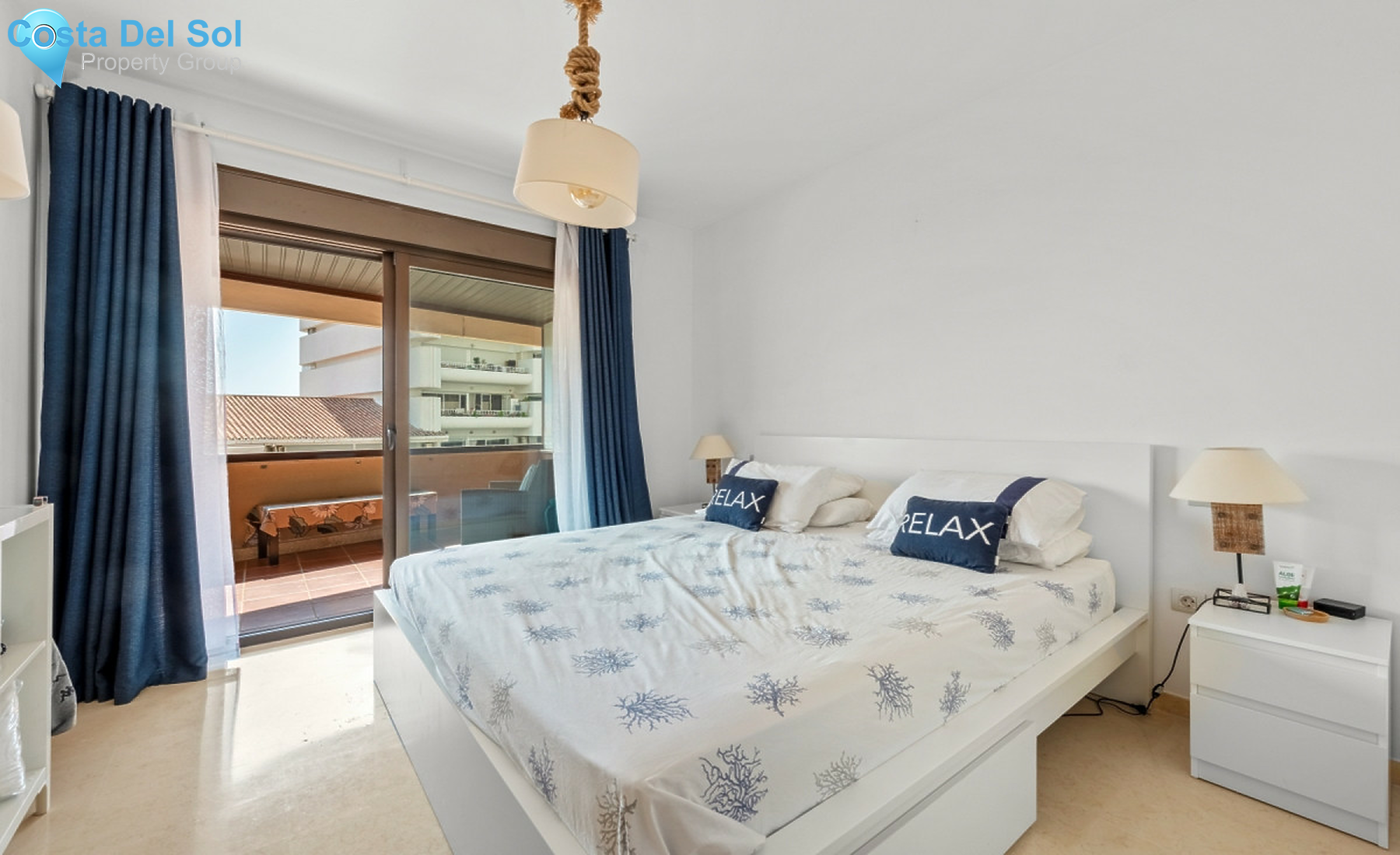 Middle Floor Apartment in The Golden Mile-1246211