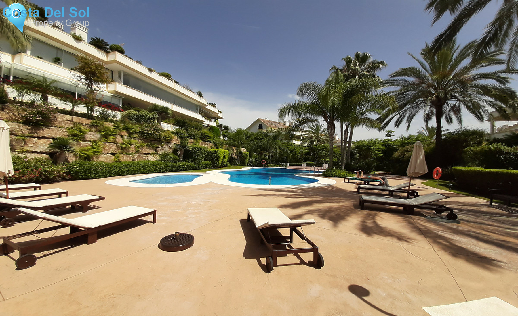 Middle Floor Apartment in The Golden Mile-1348804