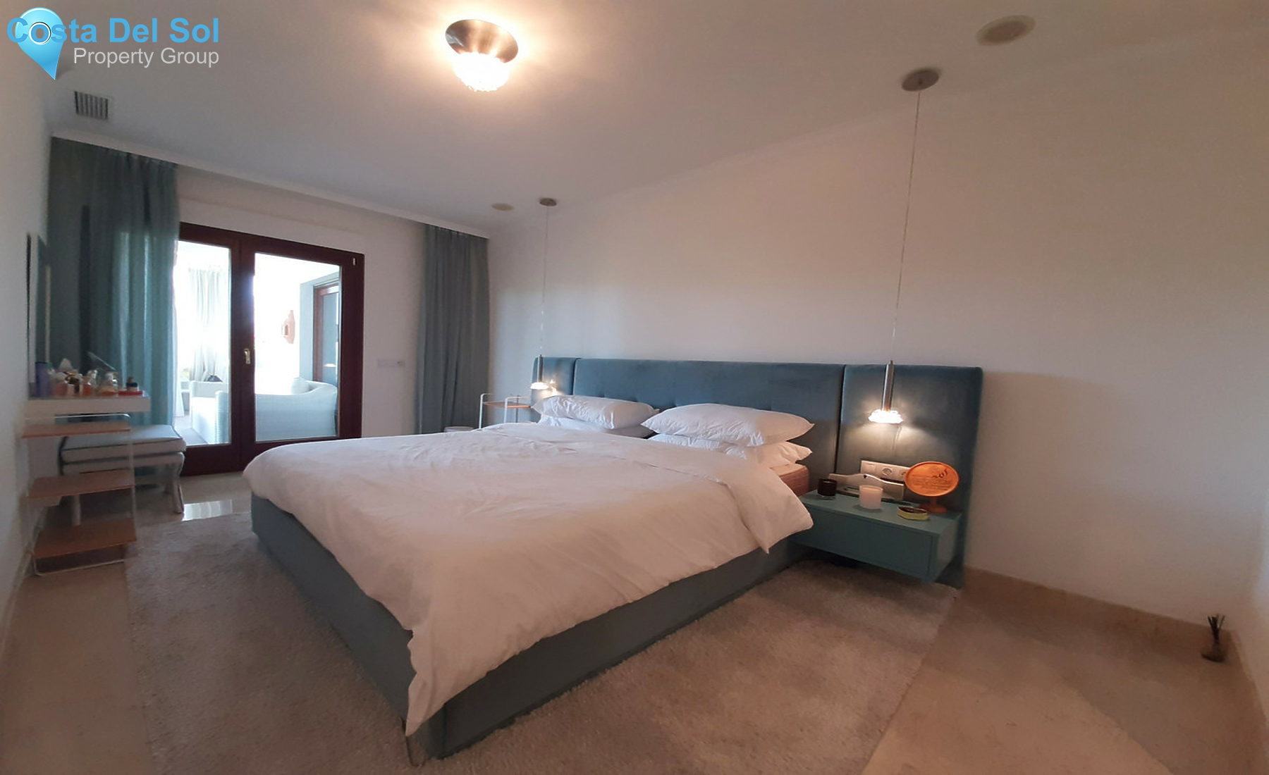 Middle Floor Apartment in The Golden Mile-1348816