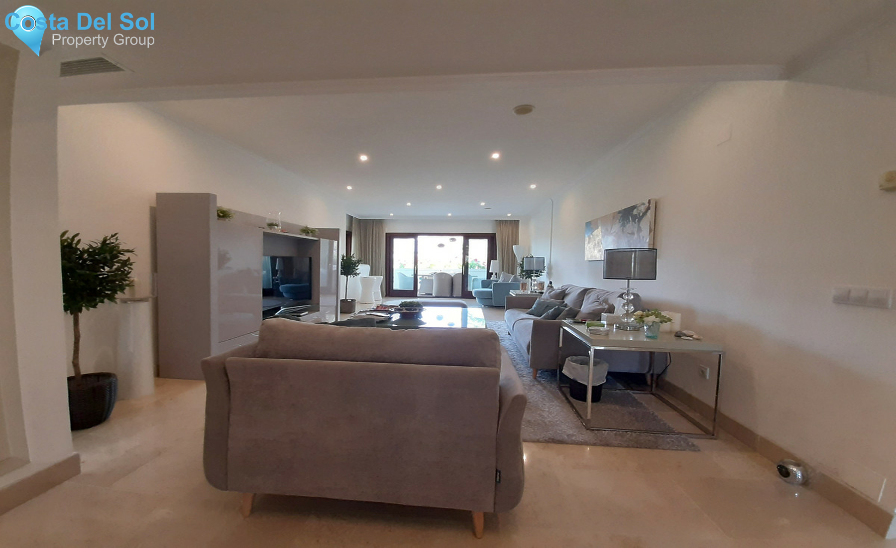 Middle Floor Apartment in The Golden Mile-1348811