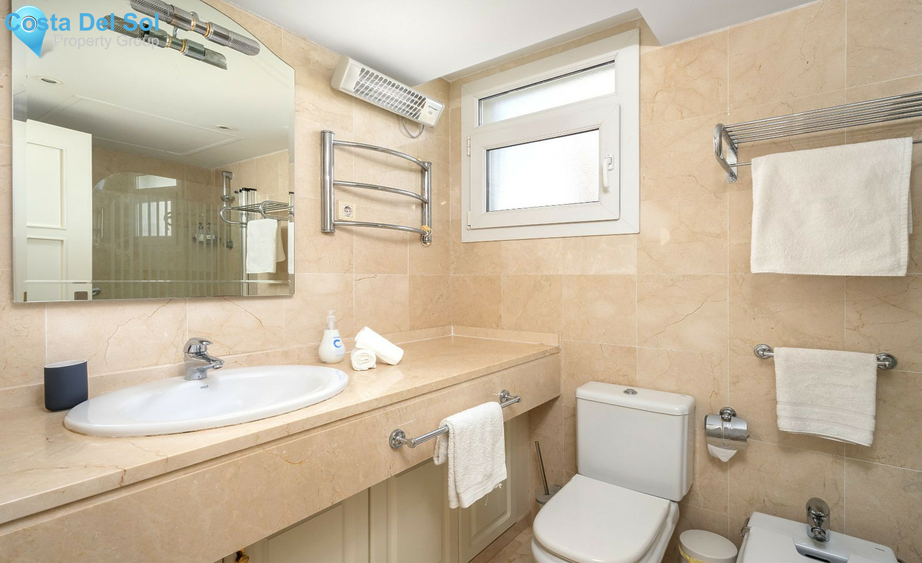 Middle Floor Apartment in The Golden Mile-1412802