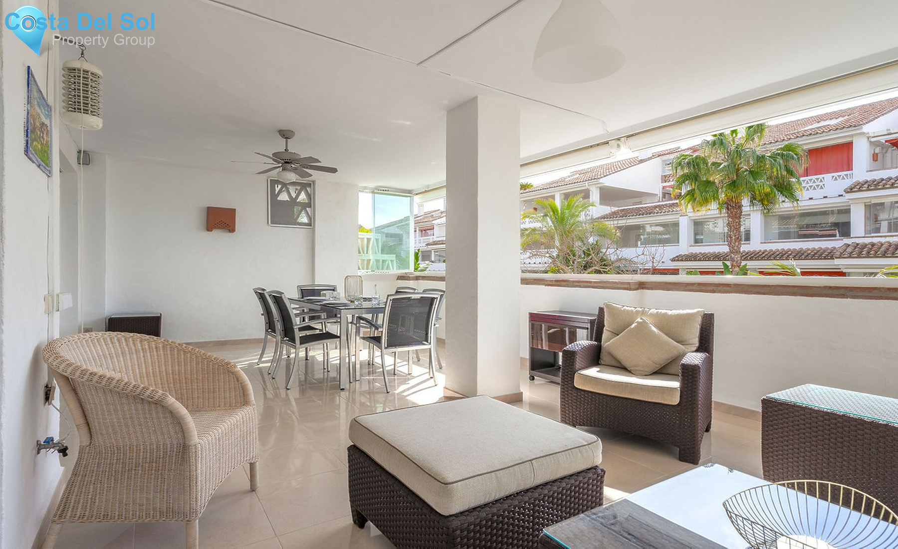 Middle Floor Apartment in The Golden Mile-1412785