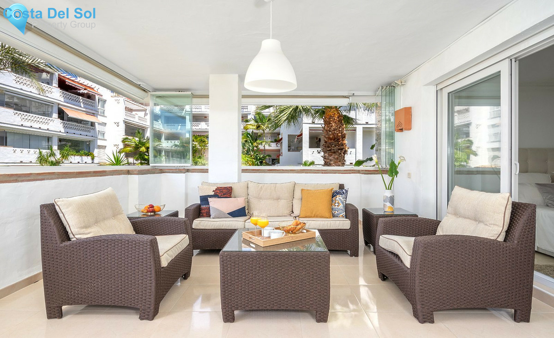 Middle Floor Apartment in The Golden Mile-1412790