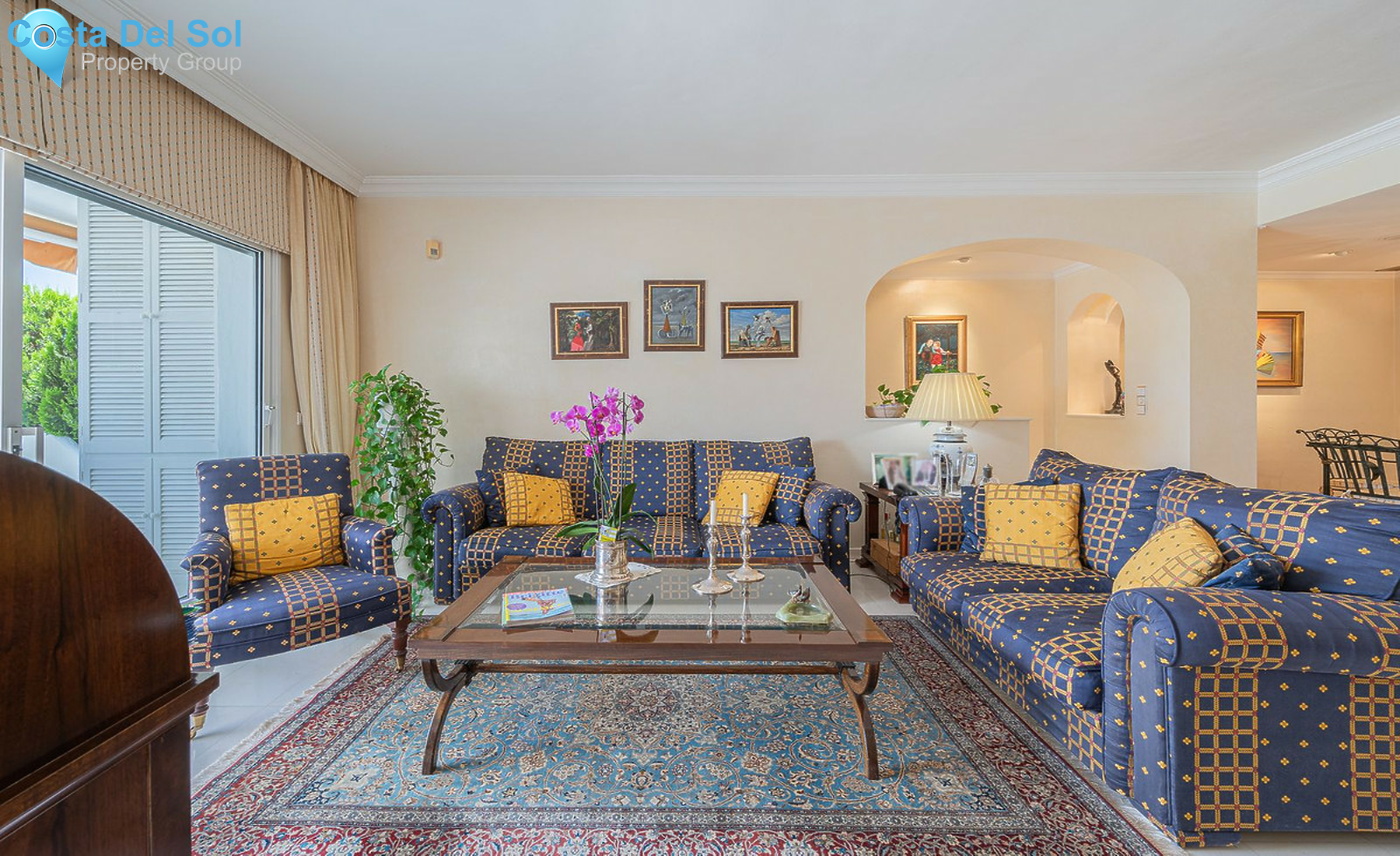 Middle Floor Apartment in The Golden Mile-1415334