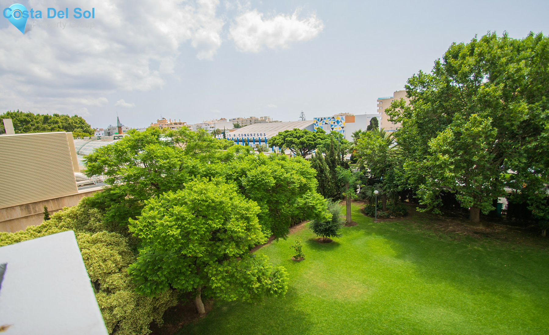 Middle Floor Apartment in The Golden Mile