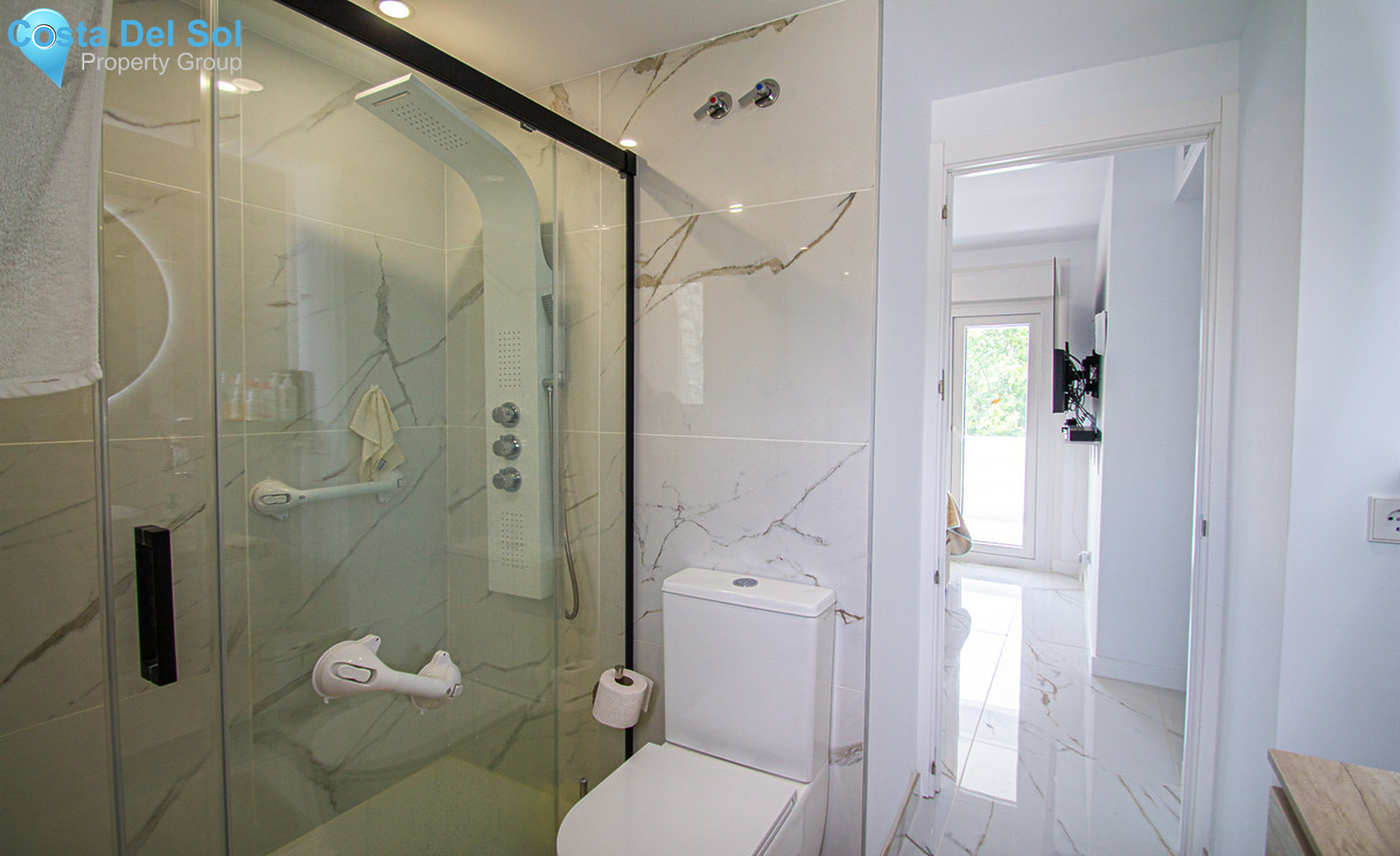 Middle Floor Apartment in The Golden Mile-1461031