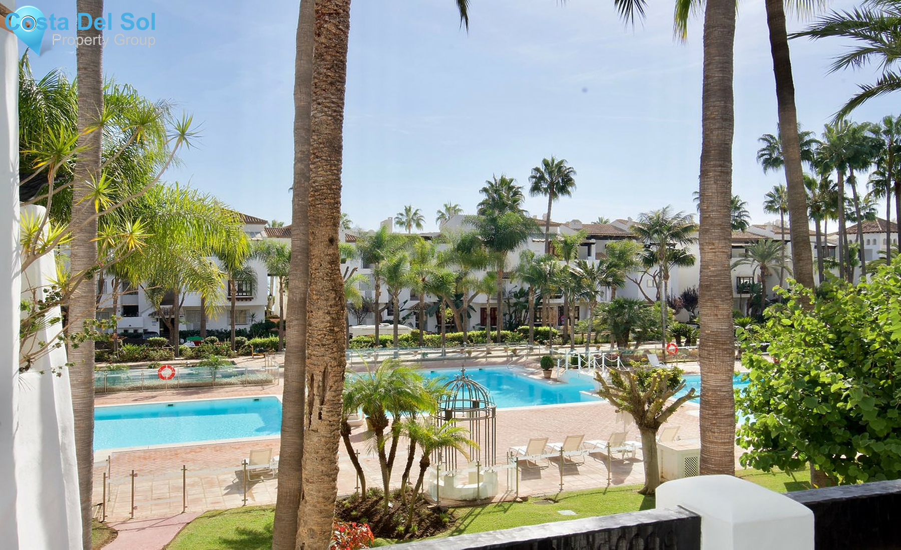 Middle Floor Apartment in The Golden Mile-1527507