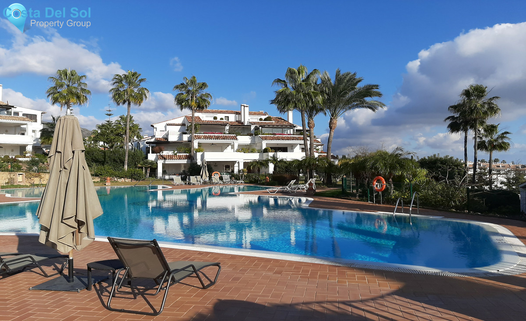 Middle Floor Apartment in The Golden Mile-1556843