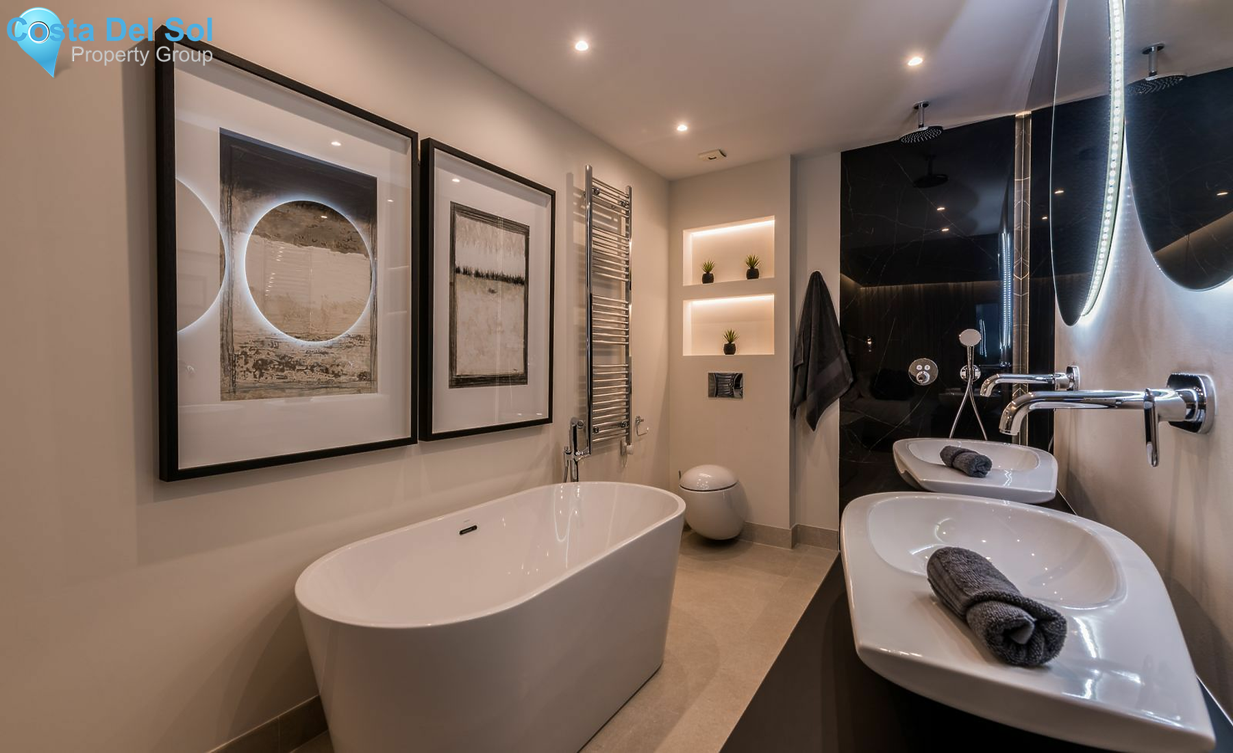 Middle Floor Apartment in The Golden Mile-1144578