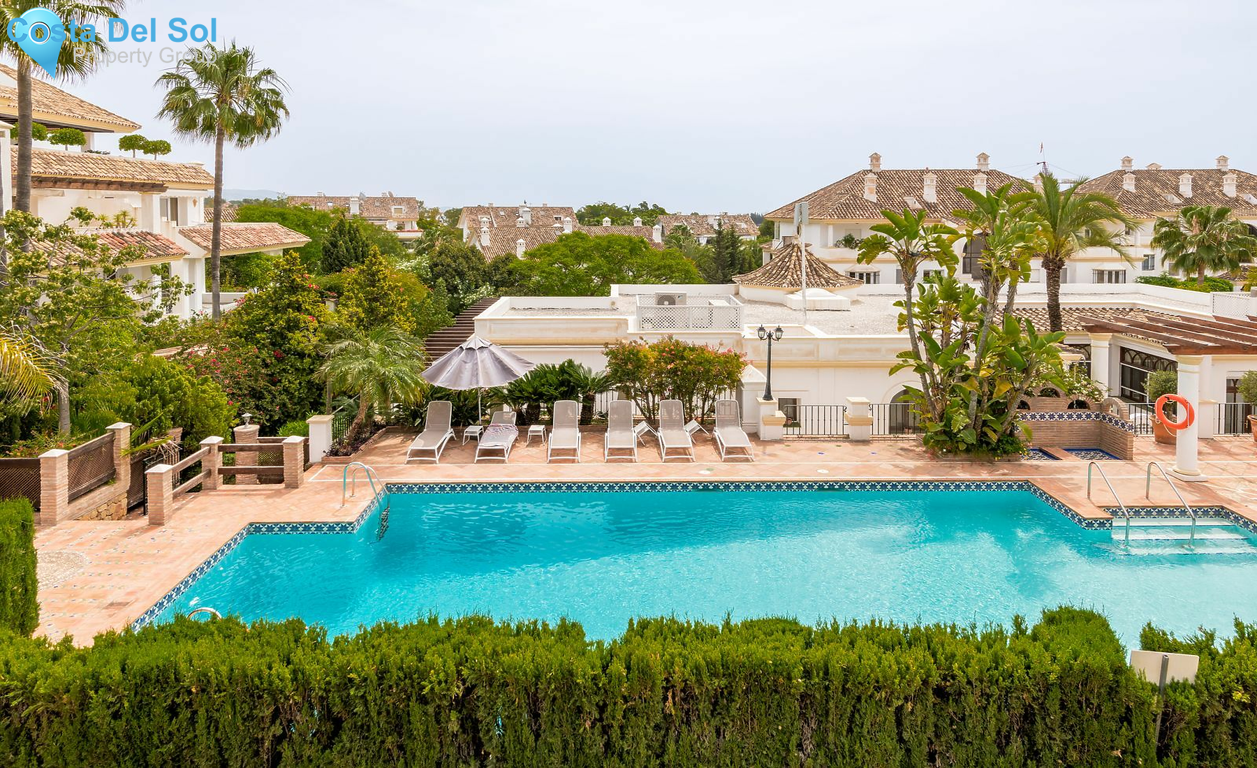 Middle Floor Apartment in The Golden Mile-1144564