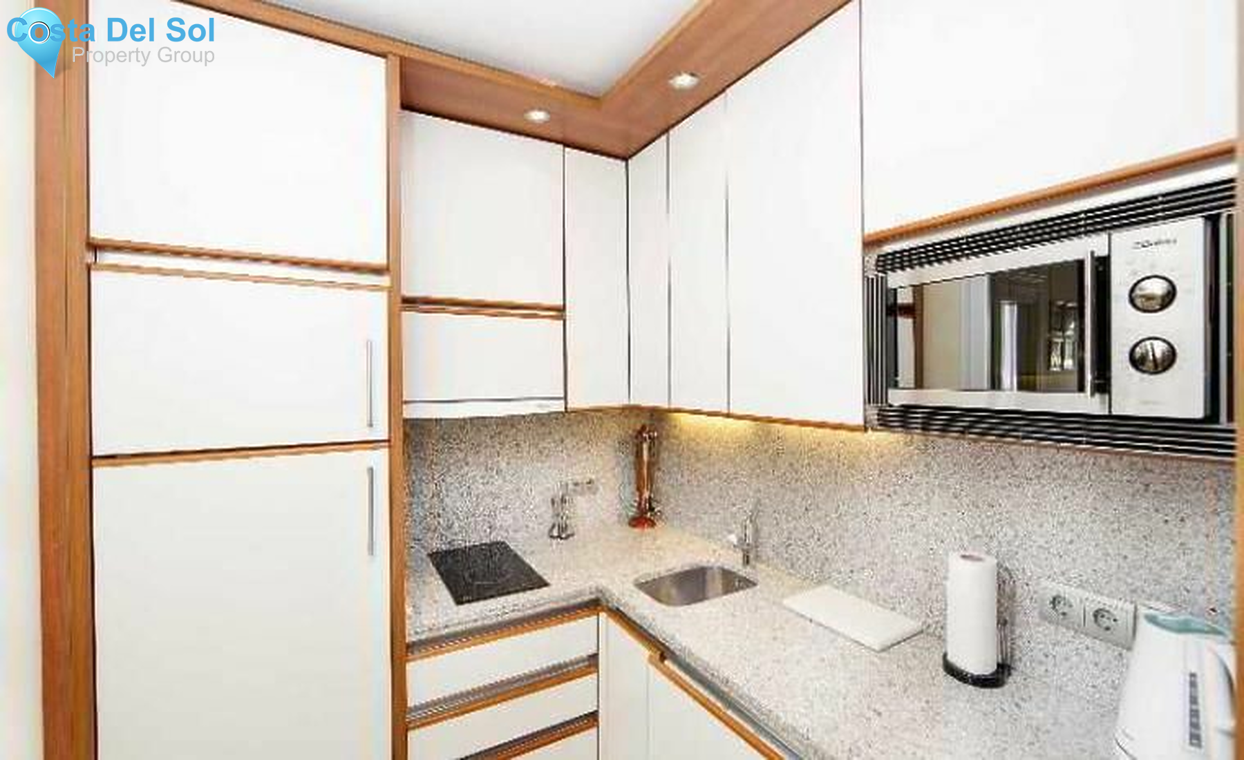 Middle Floor Apartment in The Golden Mile-1152154