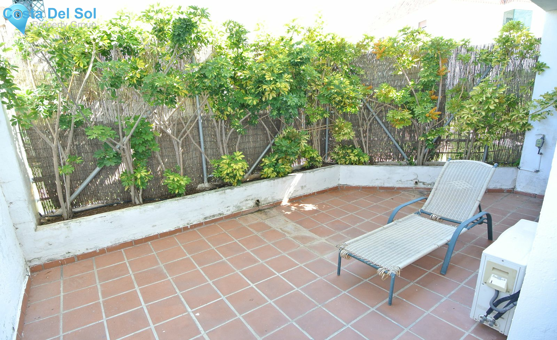 Middle Floor Apartment in The Golden Mile-1172331