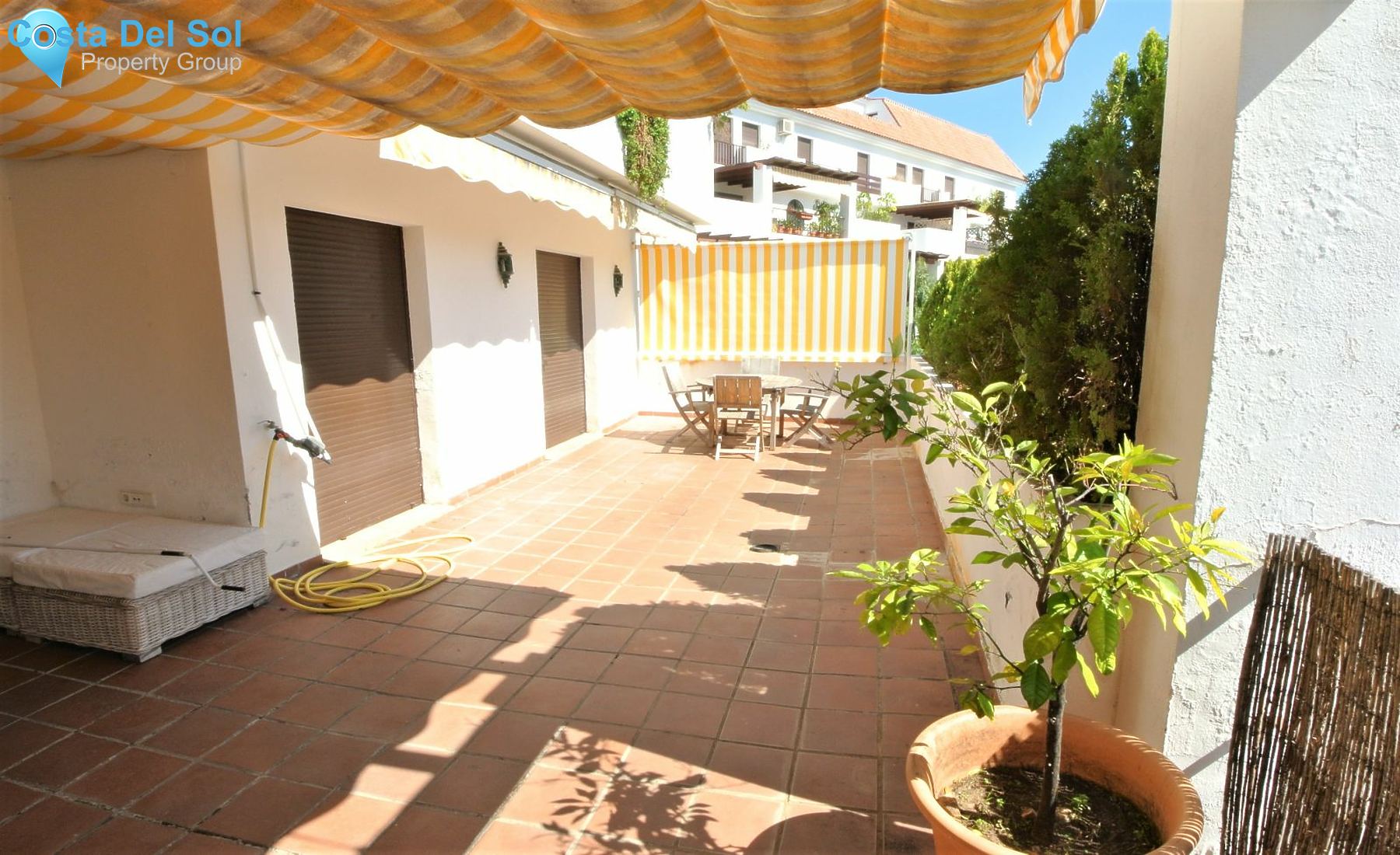 Middle Floor Apartment in The Golden Mile-1172325