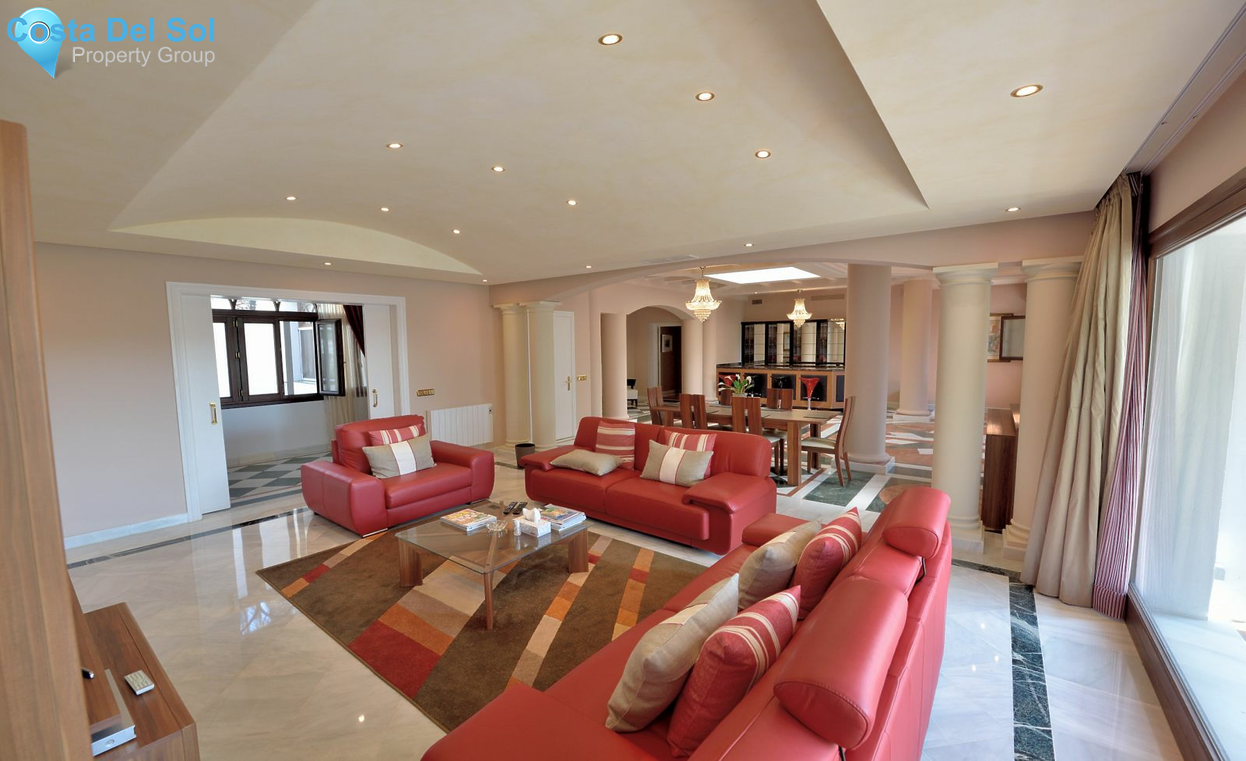 Middle Floor Apartment in The Golden Mile-1417466