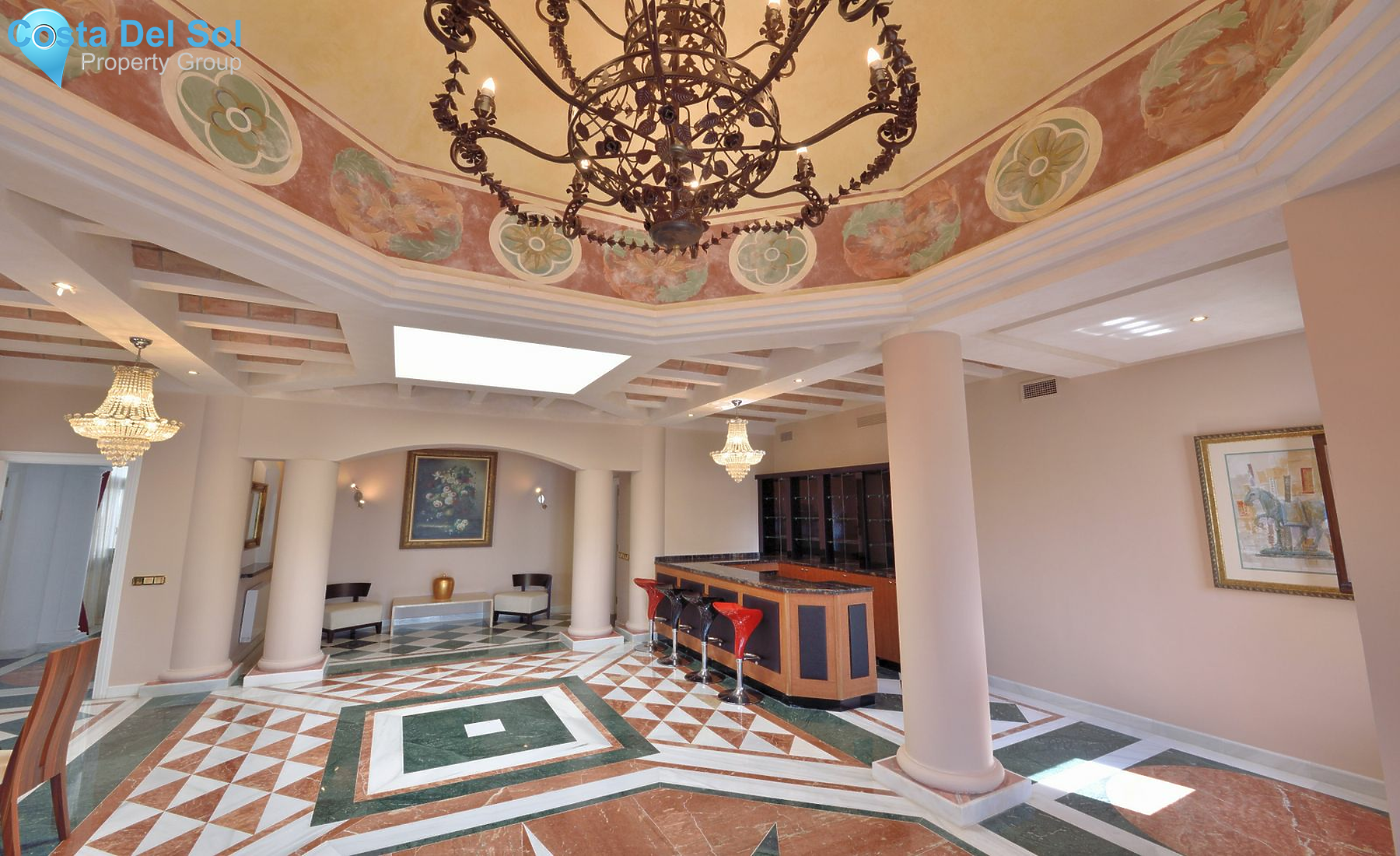 Middle Floor Apartment in The Golden Mile-1417467