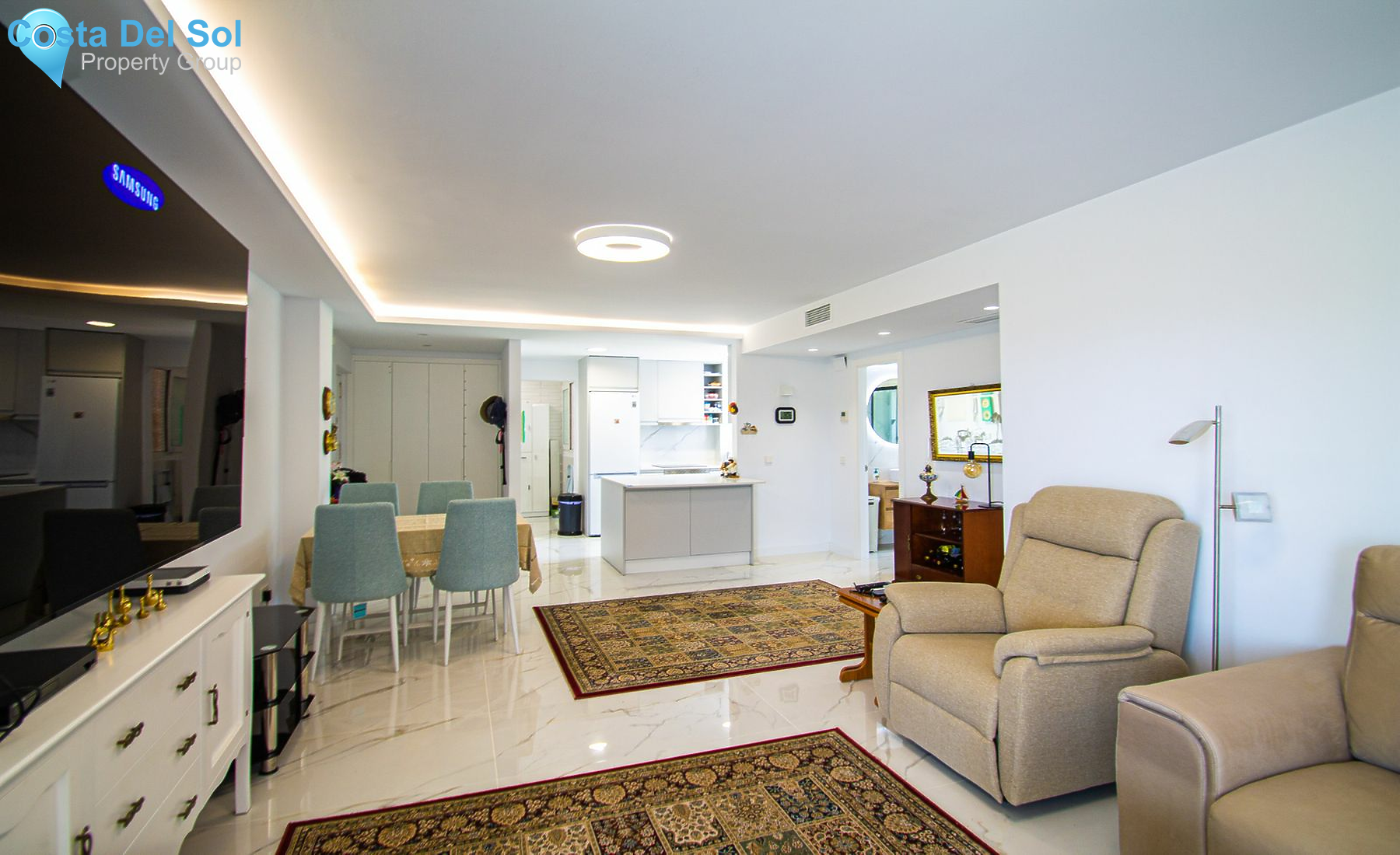 Middle Floor Apartment in The Golden Mile-1447550