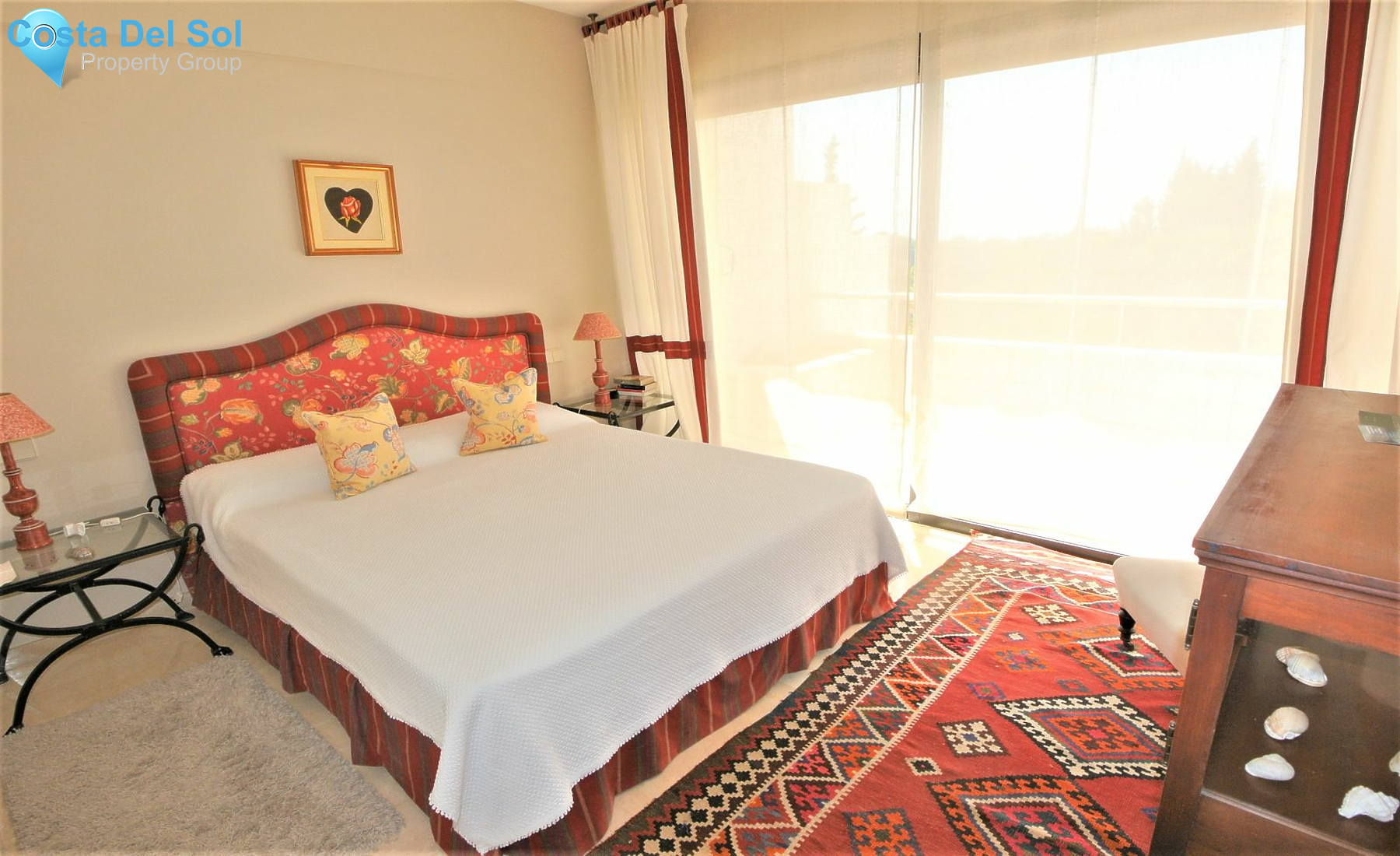 Middle Floor Apartment in The Golden Mile-1485938