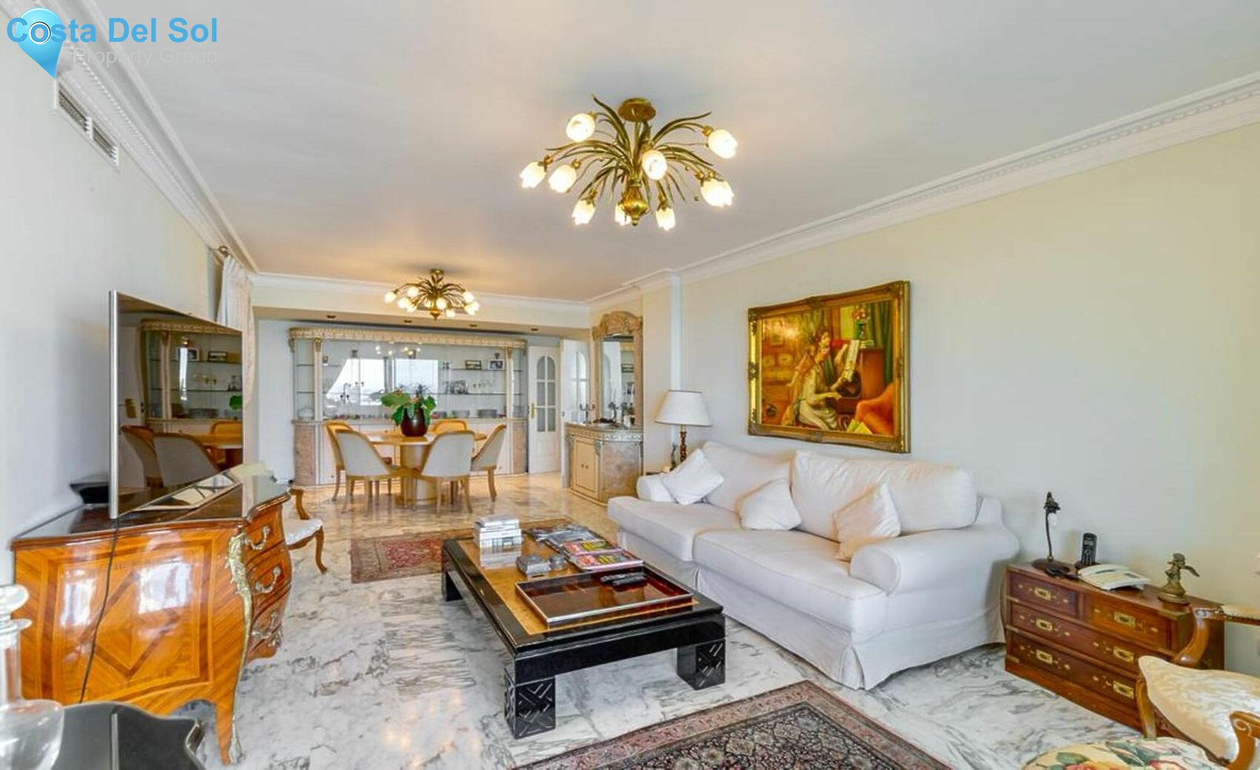 Middle Floor Apartment in The Golden Mile-1490062