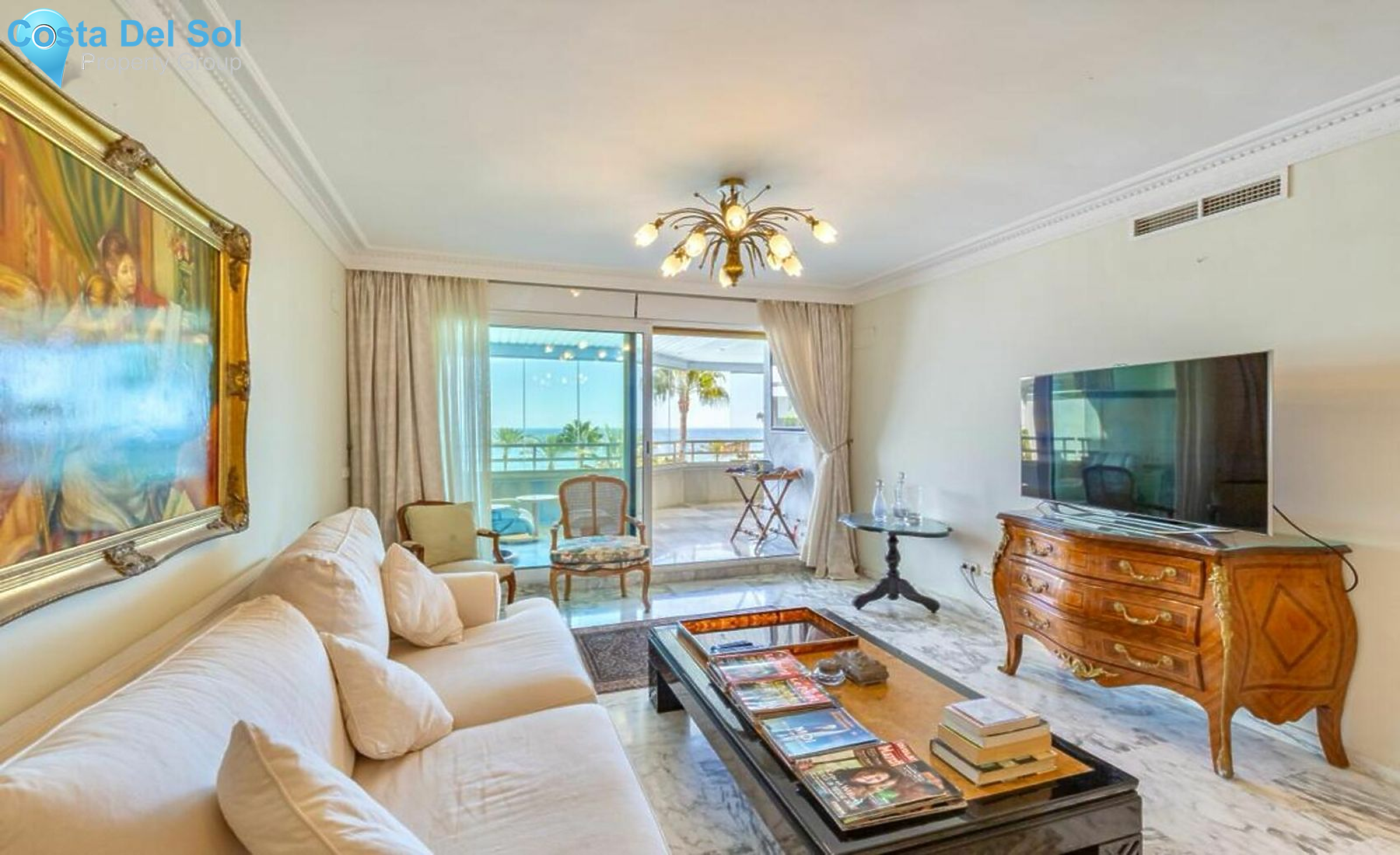 Middle Floor Apartment in The Golden Mile-1490063