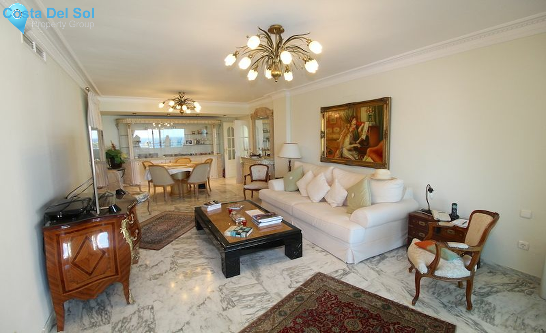 Middle Floor Apartment in The Golden Mile-1490123