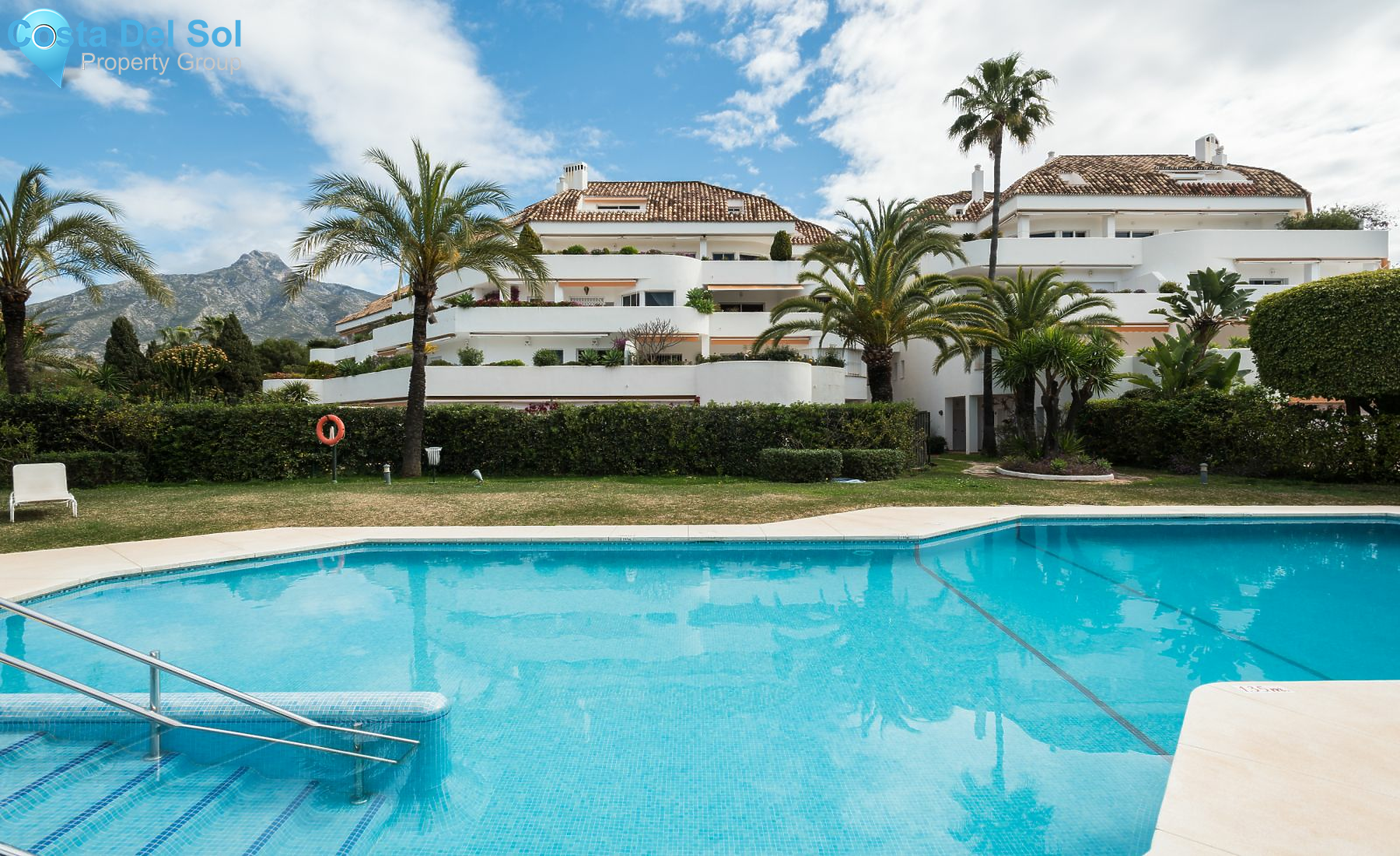 Middle Floor Apartment in The Golden Mile