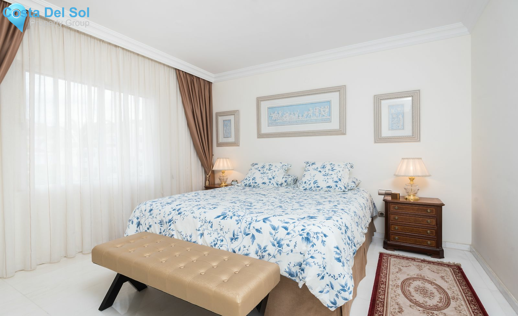 Middle Floor Apartment in The Golden Mile-1530335