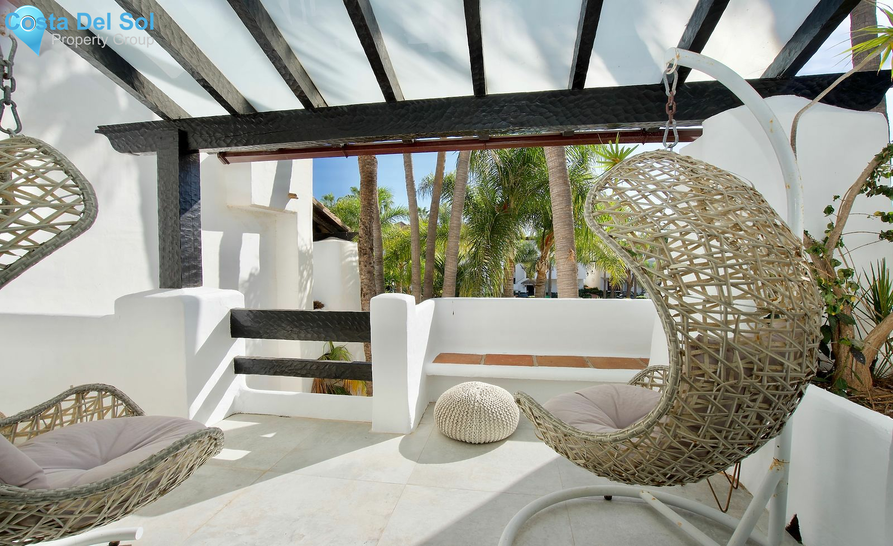 Middle Floor Apartment in The Golden Mile-1531008