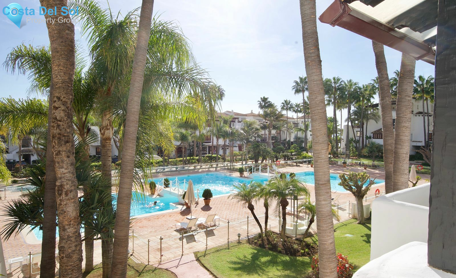 Middle Floor Apartment in The Golden Mile-1531010