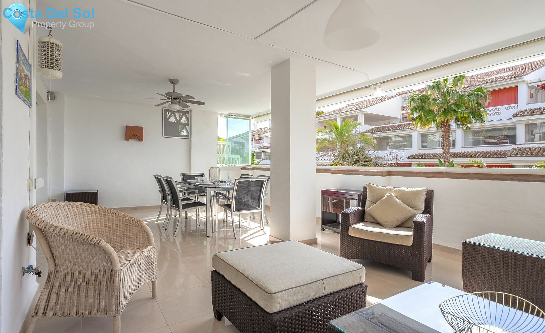 Middle Floor Apartment in The Golden Mile-1531250