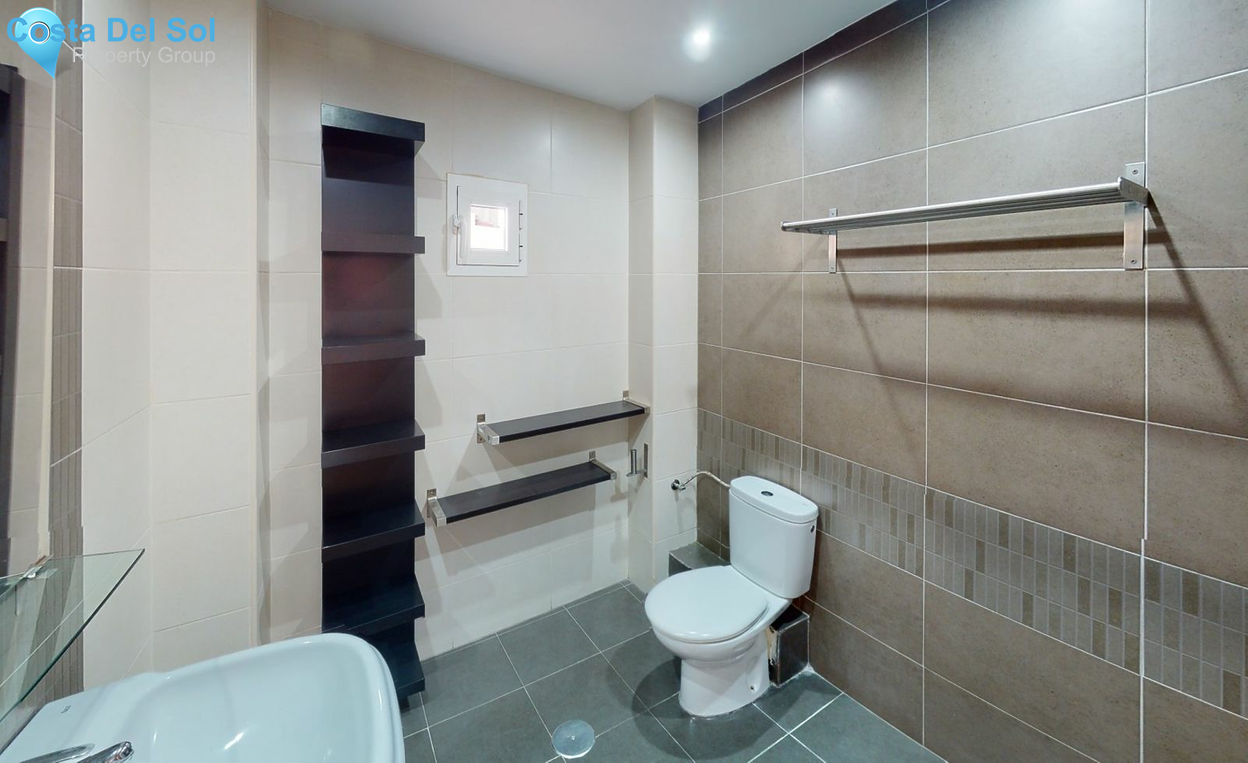 Middle Floor Apartment in Torre del Mar-1514243