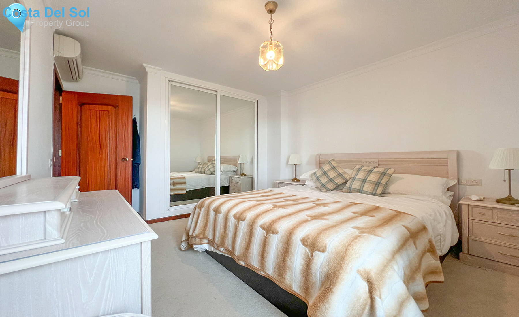 Middle Floor Apartment in Torreblanca-1286774