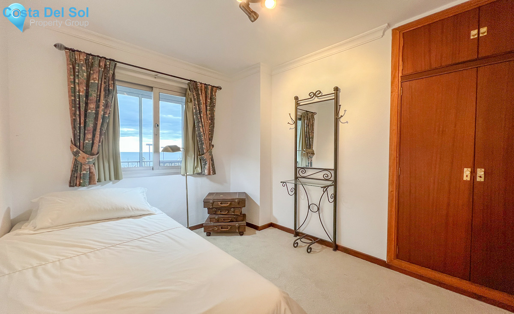 Middle Floor Apartment in Torreblanca-1286772