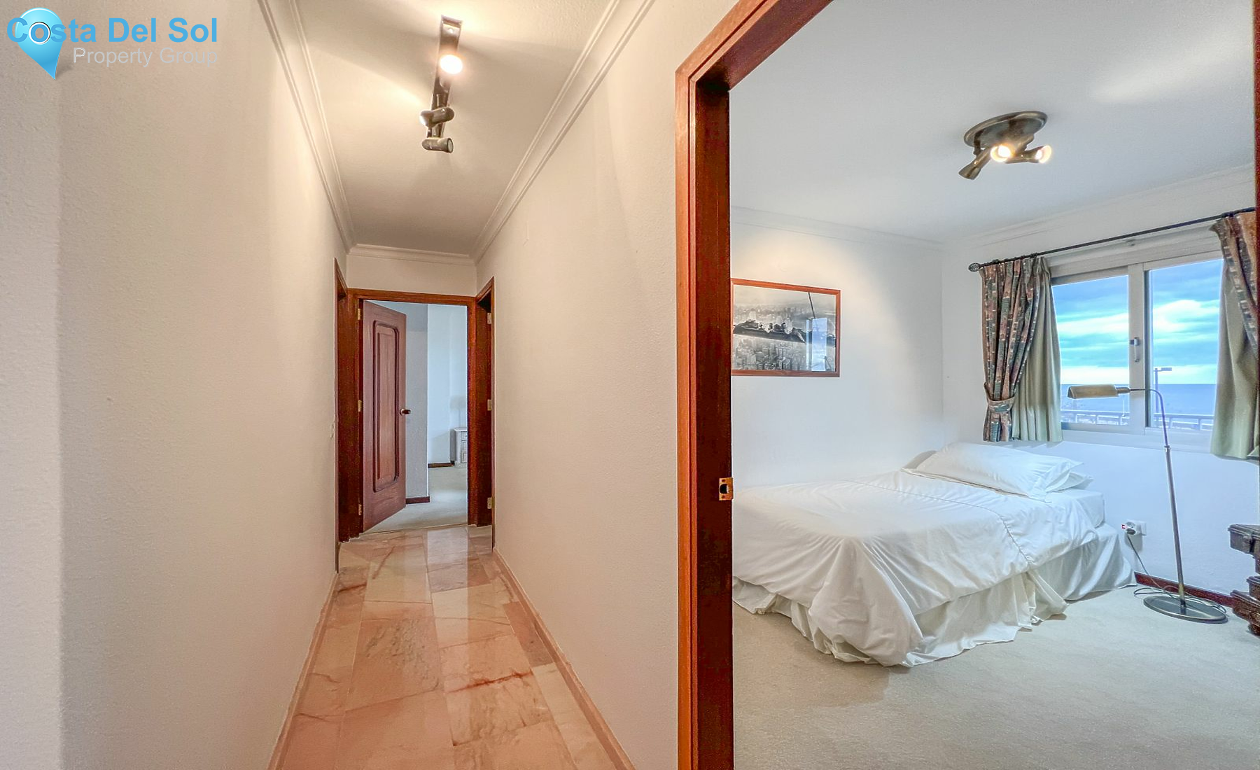 Middle Floor Apartment in Torreblanca-1468793