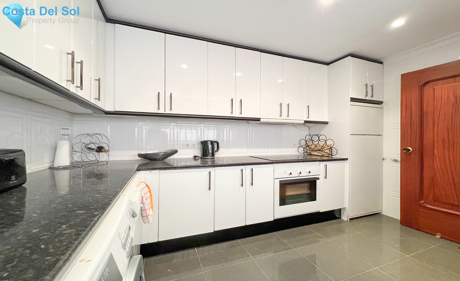 Middle Floor Apartment in Torreblanca-1468795