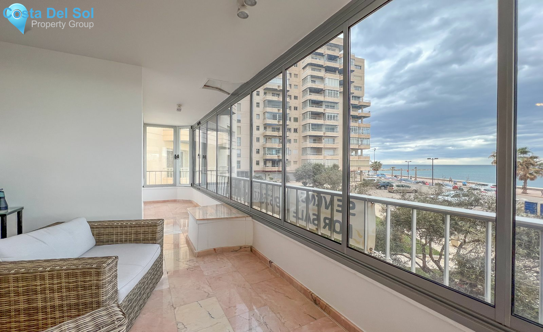 Middle Floor Apartment in Torreblanca-1468797