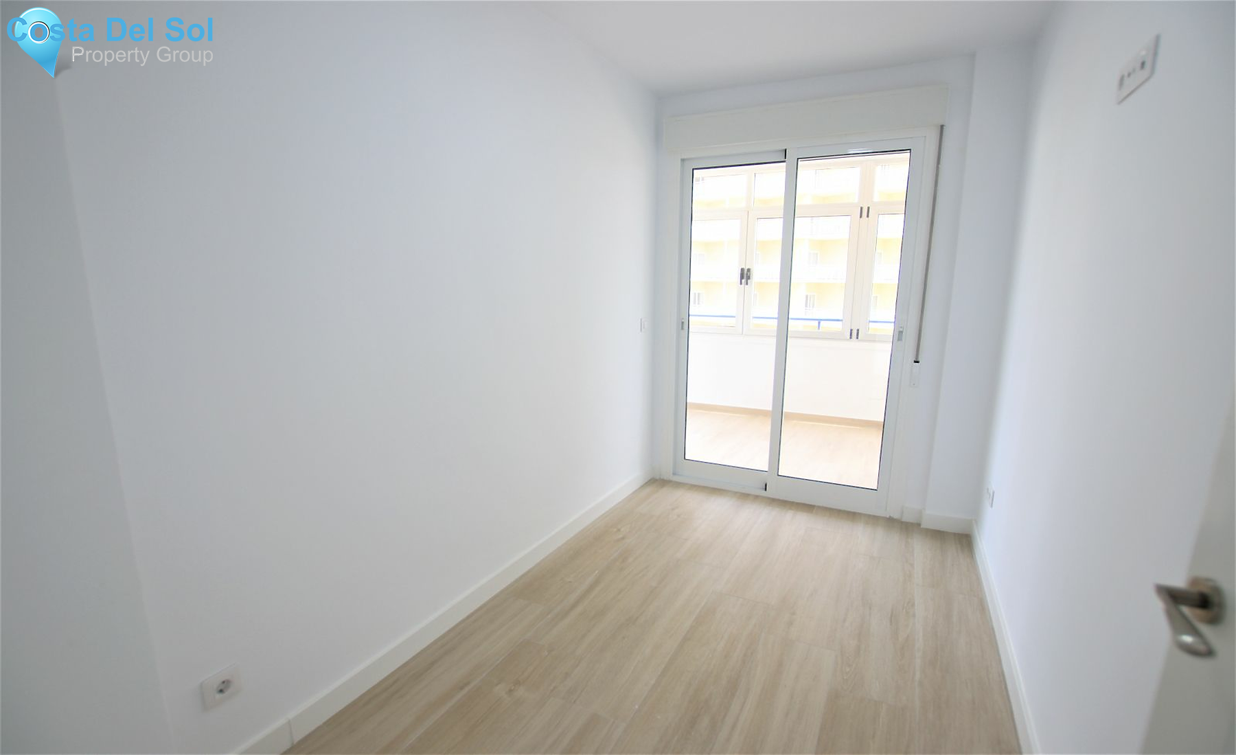 Middle Floor Apartment in Torreblanca-1553568