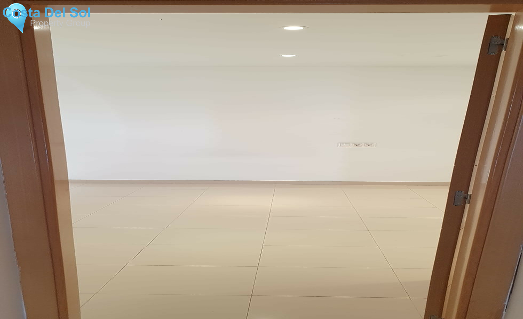 Middle Floor Apartment in Torremolinos-726701