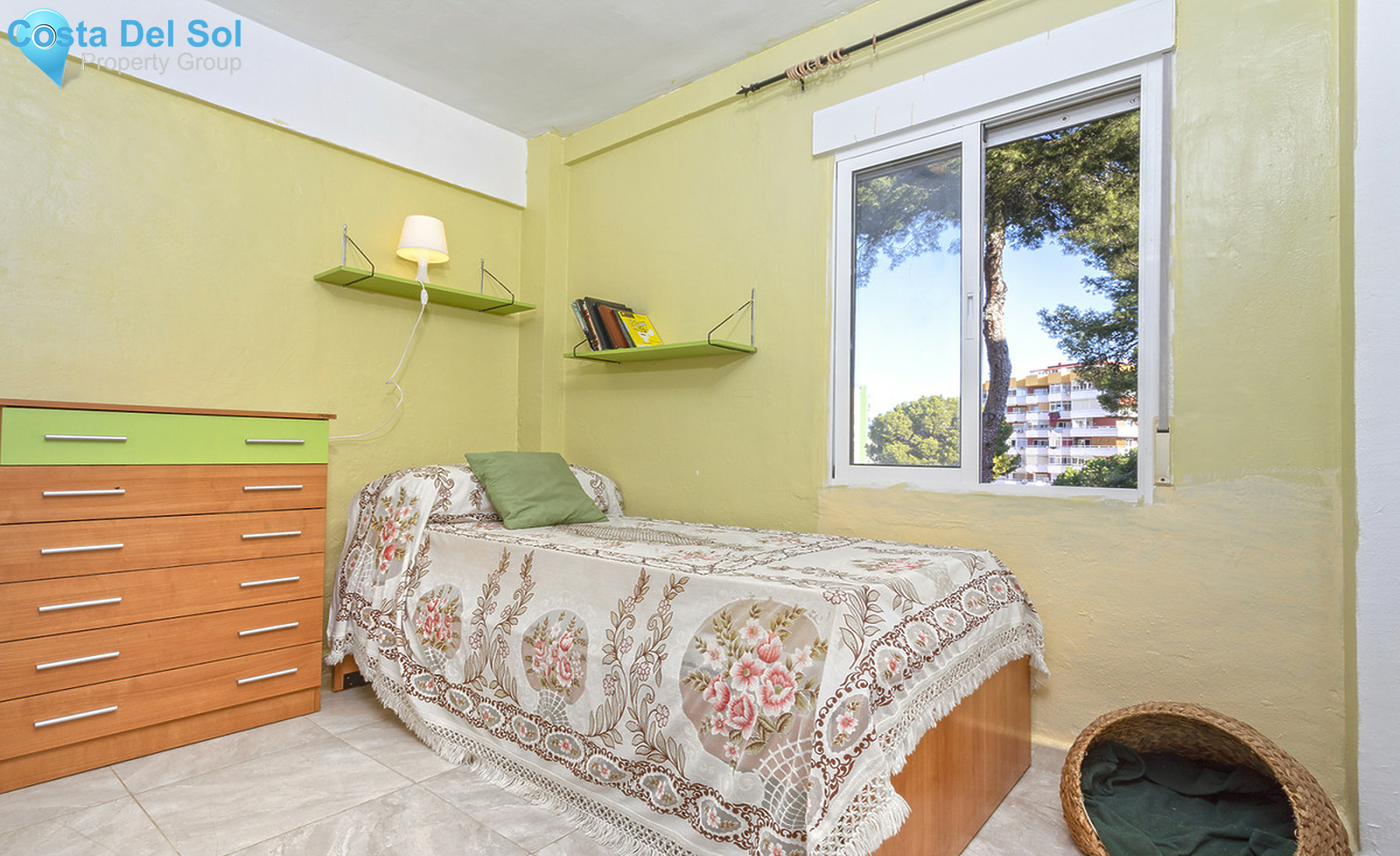 Middle Floor Apartment in Torremolinos-1313855