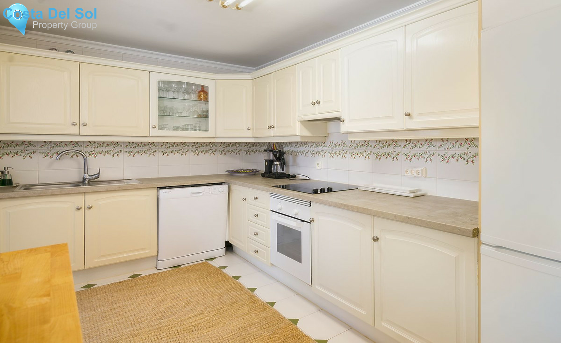 Middle Floor Apartment in Torremolinos-1440813